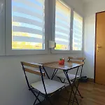Balcony And Parking, 1min To Shop, Near * Póla