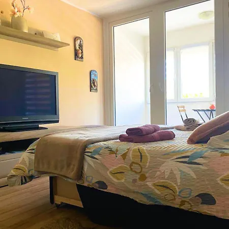 Daire Balcony And Parking, 1min To Shop, Near *